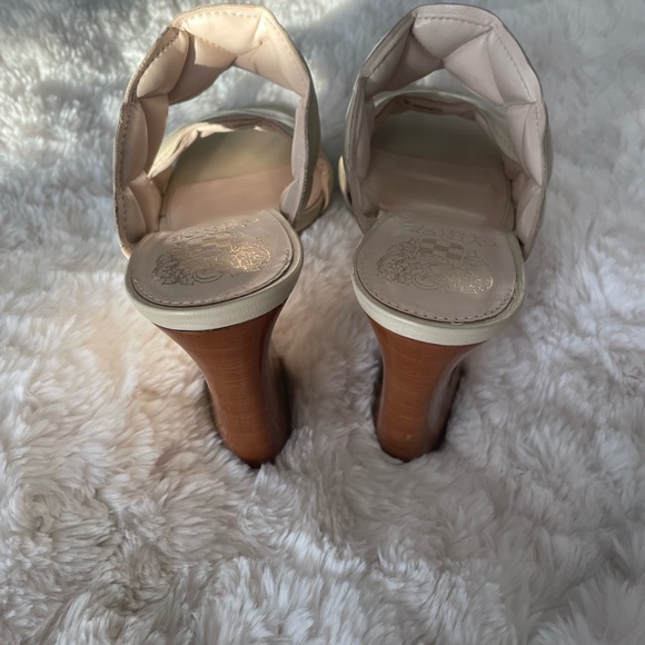 VINCE CAMUTO RENNEYA MULE - Picture 3 of 5